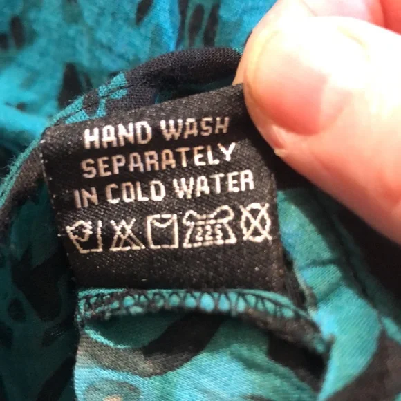 🥳PAPA Vancouver womens size Medium long sleeved or rolled cuff sleeve shirt - Picture 6 of 9